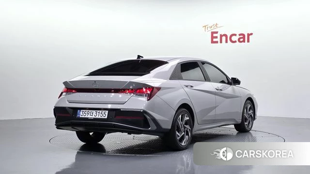 Hyundai The New Avante (CN7) 2024 Серебристо-серый из Кореи