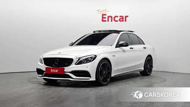 Mercedes-Benz C-Class W205 2018 Белый из Кореи