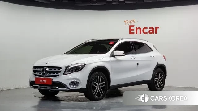 Mercedes-Benz GLA-Class X156 2018 Белый из Кореи