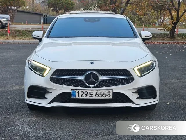 Mercedes-Benz CLS-Class C257 2021 Белый из Кореи