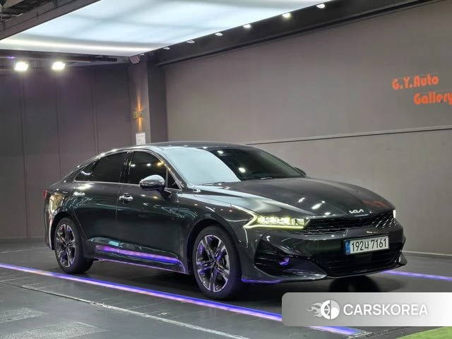 Kia K5 3rd generation 2023 Серый из Кореи