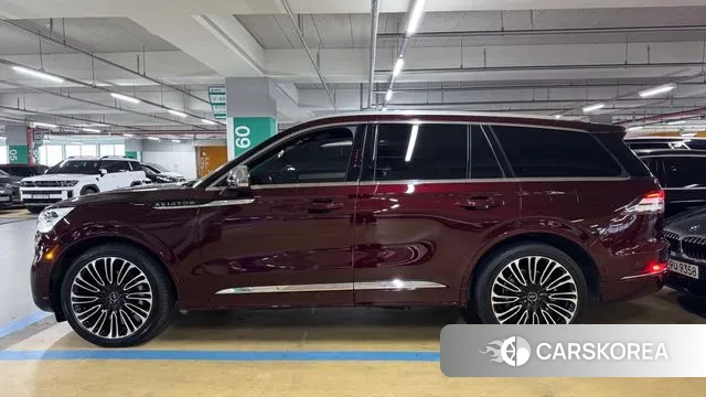 Lincoln Aviator 2nd generation 2021 Фиолетовый из Кореи