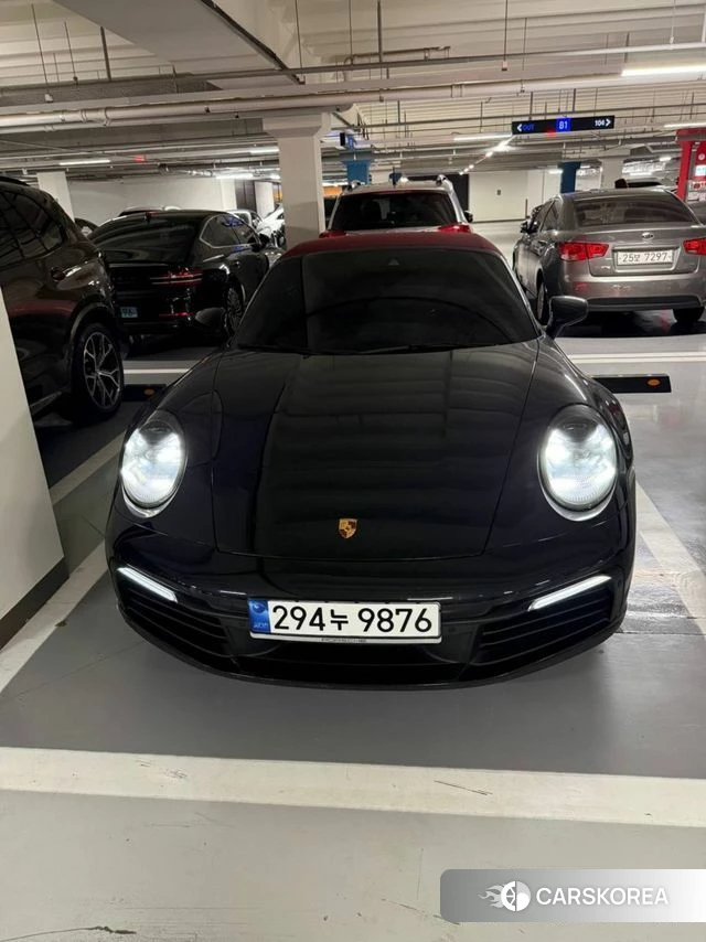 Porsche 911(992) 2020 Черный из Кореи