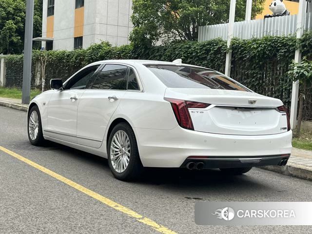 Cadillac CT6 2020 Белый из Китая