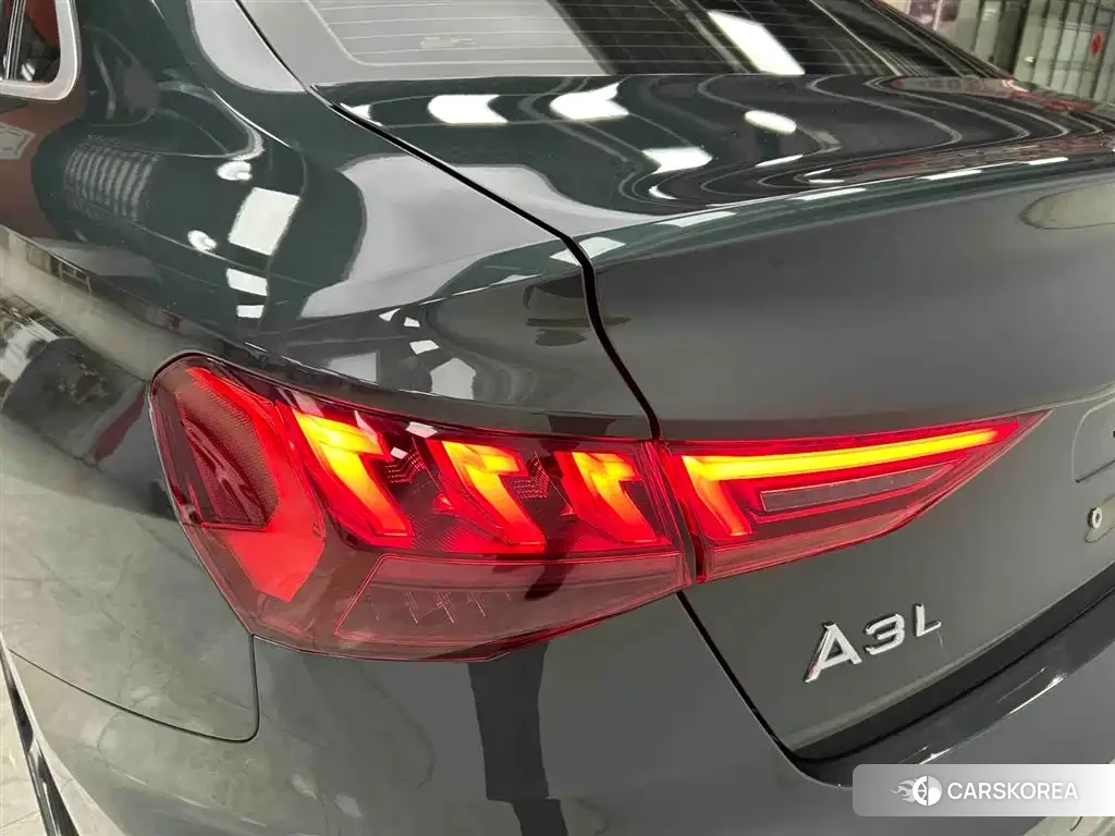 Audi A3 2023 Зеленый из Китая