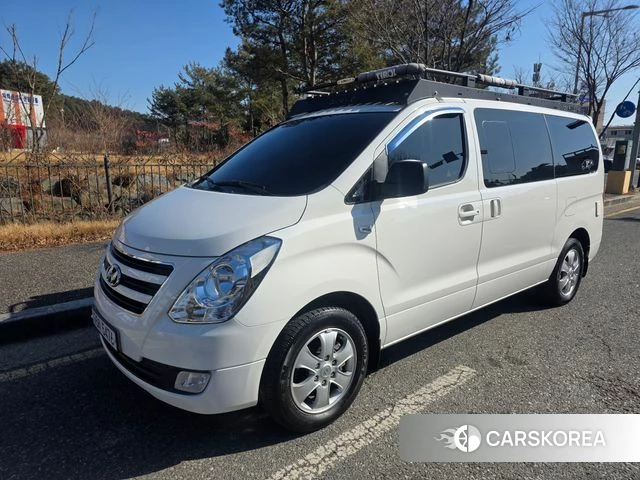 Hyundai Grand Starex 2018 Белый из Кореи
