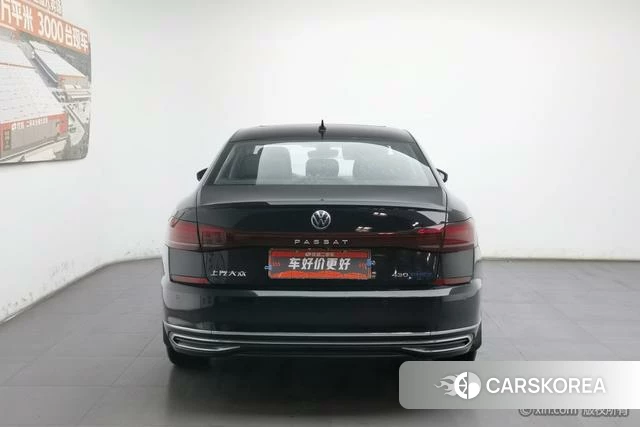 Volkswagen Passat PHEV 2022 Черный из Китая