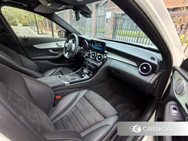 Mercedes-Benz Class C 2022 Белый из Китая