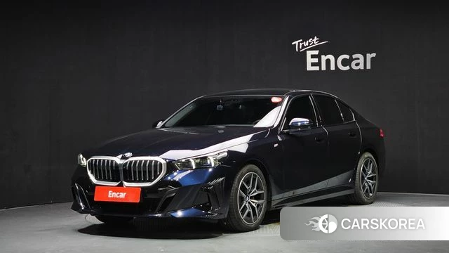 BMW 5 Series (G60) 2025 Синий из Кореи