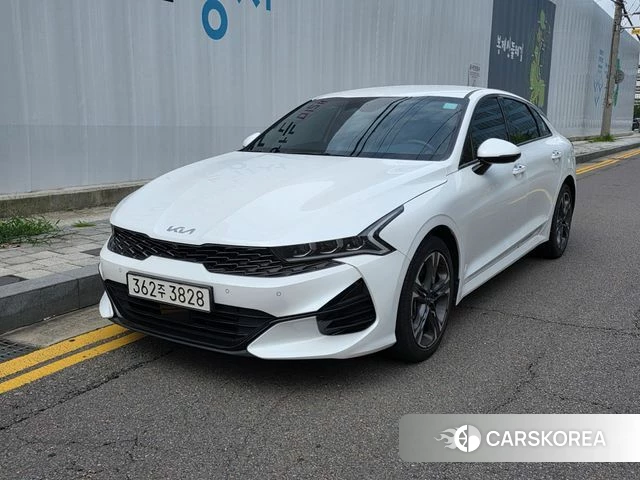 Kia K5 3rd generation 2023 Белый из Кореи