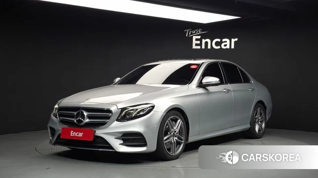 Mercedes-Benz E-Class W213 2019 Серебряный из Кореи