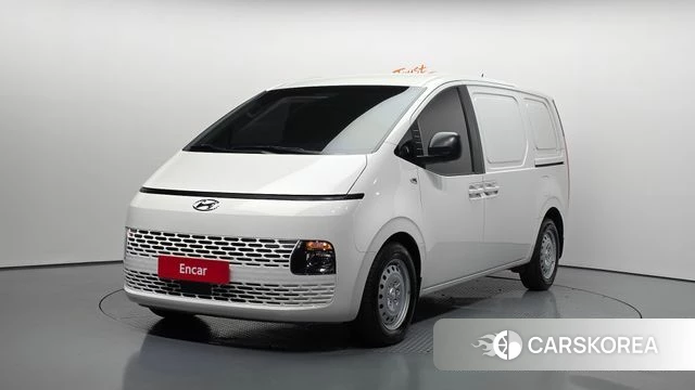 Hyundai Staria 2023 Белый из Кореи