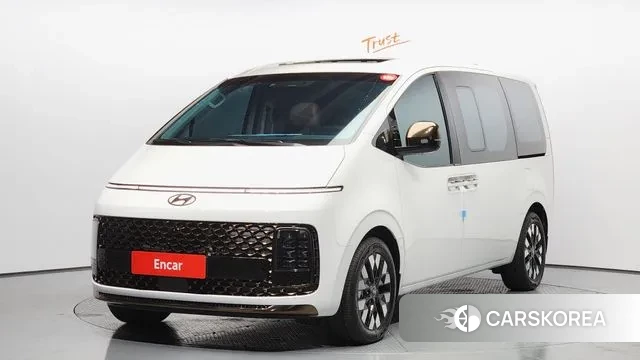 Hyundai Staria 2024 Белый из Кореи