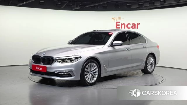 BMW 5 Series (G30) 2018 Серебряный из Кореи