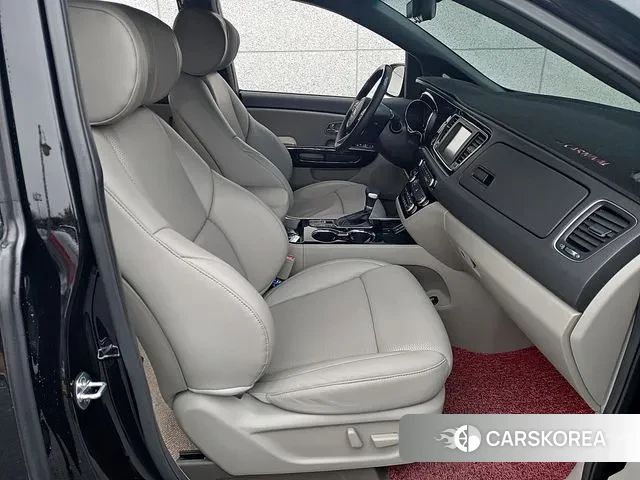 Kia The New Carnival 2019 Черный из Кореи