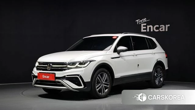 Volkswagen Tiguan Allspace 2023 Белый из Кореи
