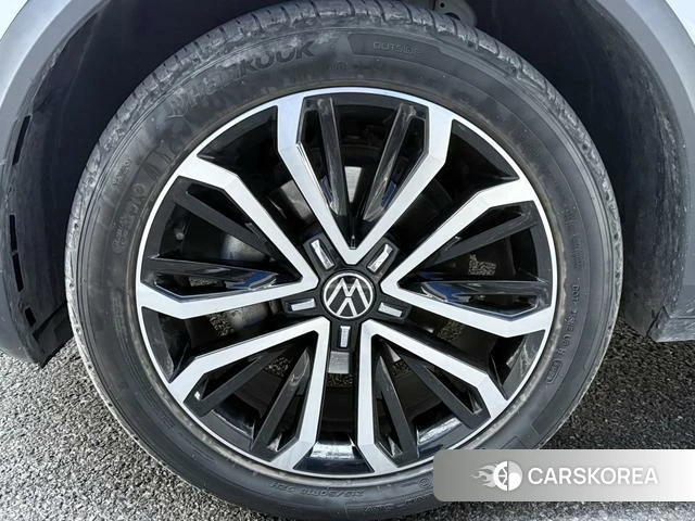 Volkswagen Exploring songs 2021 Белый из Китая