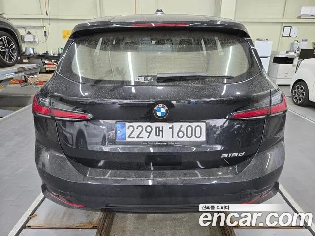 BMW 2 Series Active Tourer (U06) 2024 Черный из Кореи