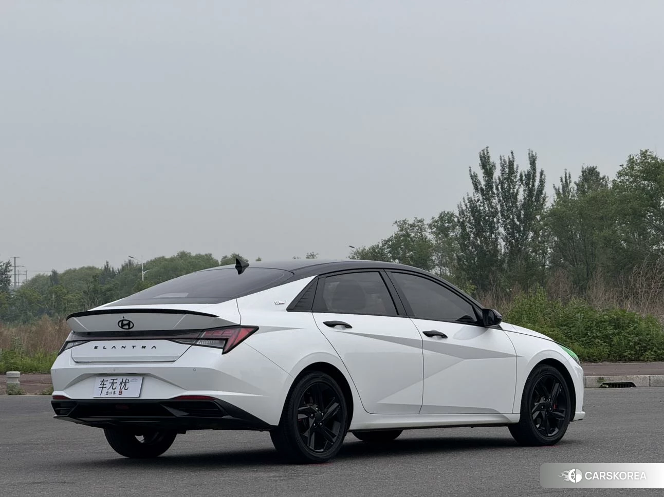Hyundai Elantra 2022 Белый из Китая