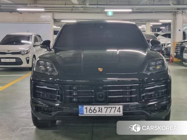 Porsche Cayenne (PO536) 2024 Черный из Кореи