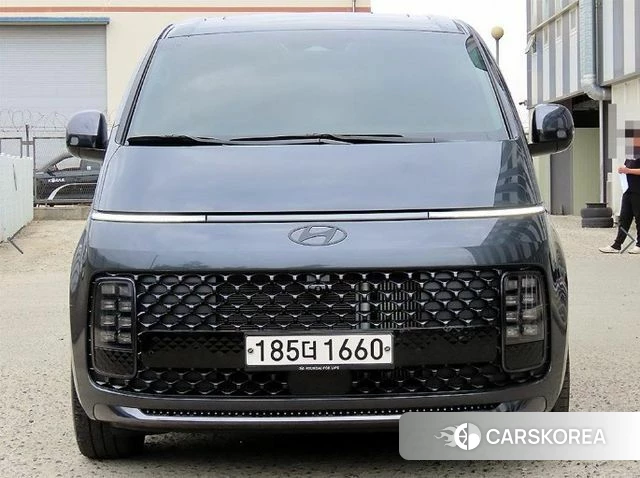 Hyundai Staria 2024 Черный из Кореи