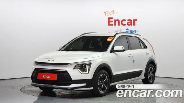 Kia Di Ol Nu Niro 2022 Белый из Кореи