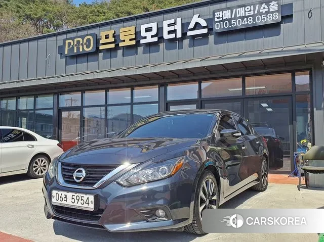 Nissan Altima 2018 Серый из Кореи