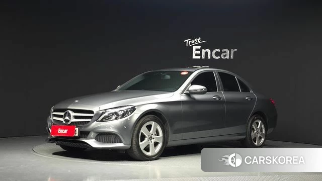 Mercedes-Benz C-Class W205 2018 Серебристо-серый из Кореи