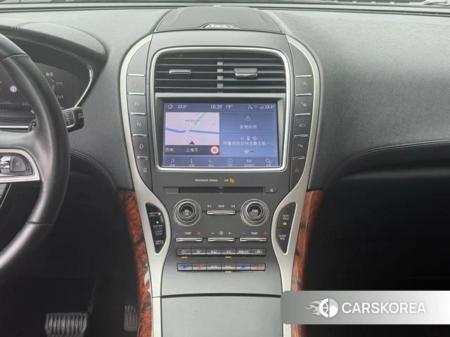 Lincoln Navigator (import) 2020 Красный из Китая