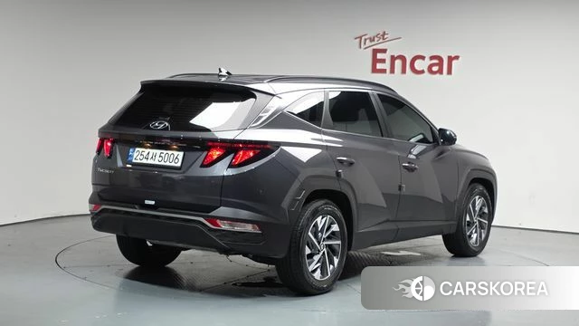 Hyundai Tucson (NX4) 2021 Серый из Кореи