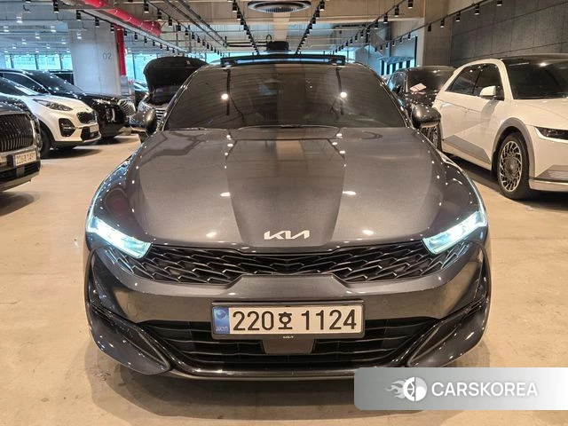 Kia K5 3rd generation 2023 Серый из Кореи