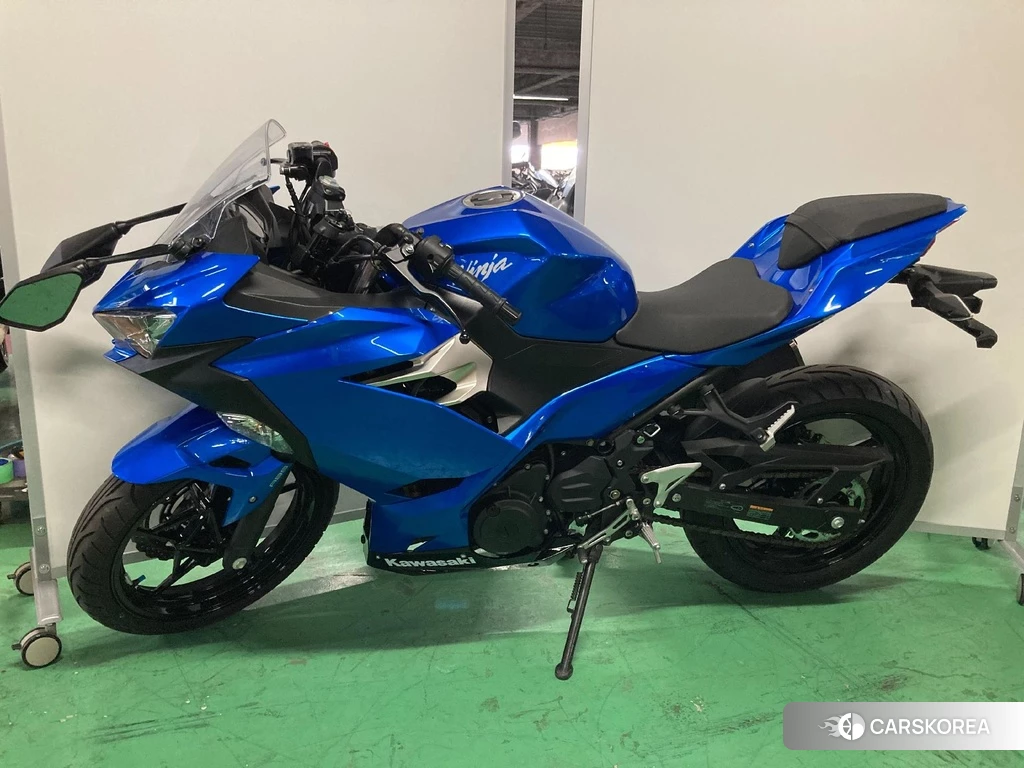 Проданный Kawasaki NINJA 250 2018 из Японии, фото 2