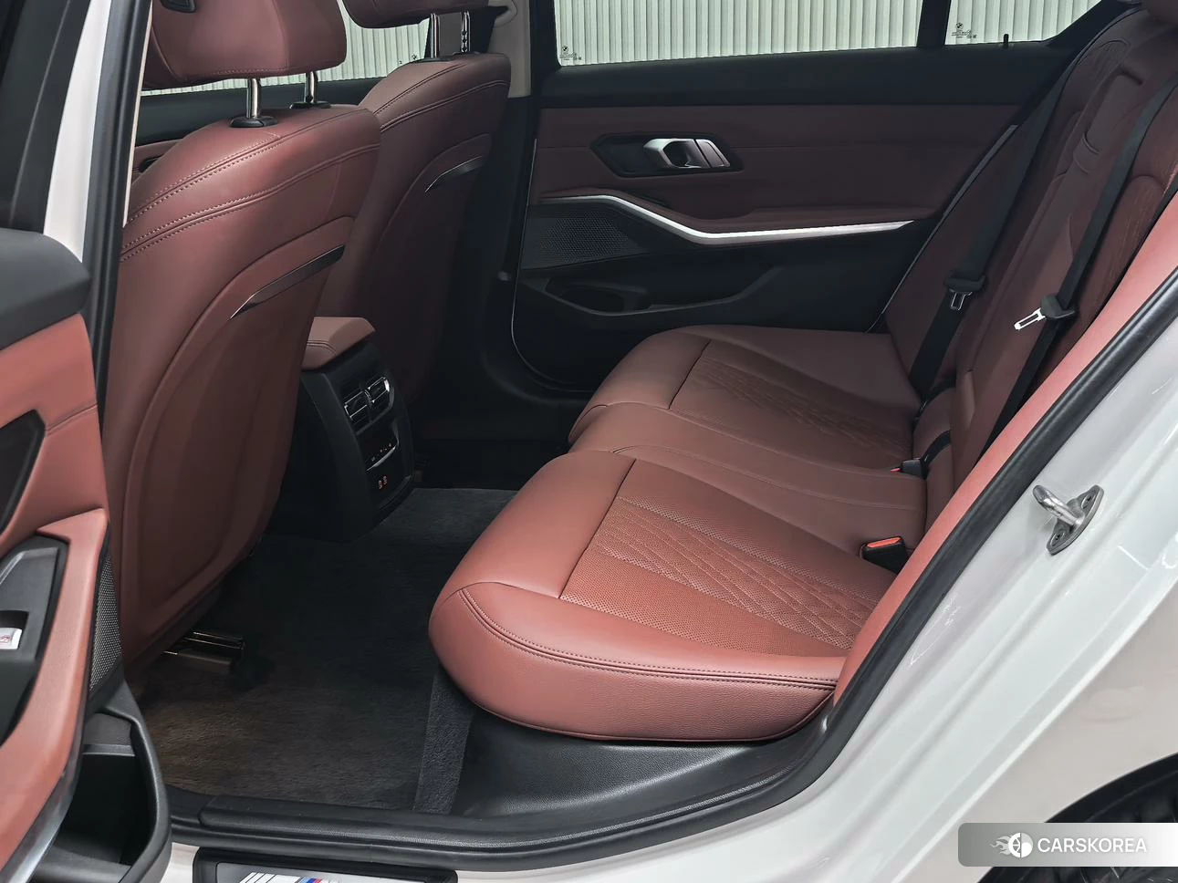BMW 3 series 2022 Белый из Китая