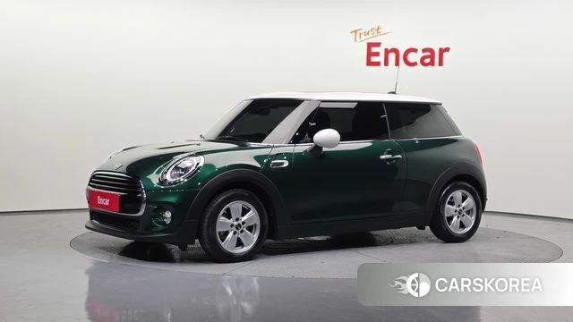 Mini Cooper D 2019 Темно-зеленый из Кореи