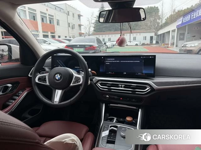 BMW 3 series 2023 Белый из Китая