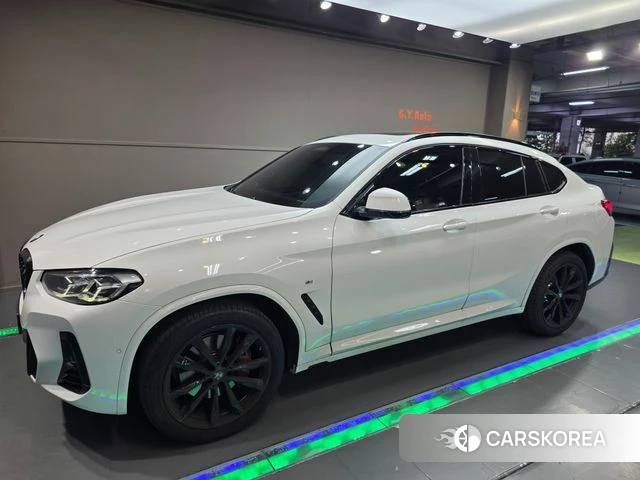 BMW X4 (G02) 2025 Белый из Кореи