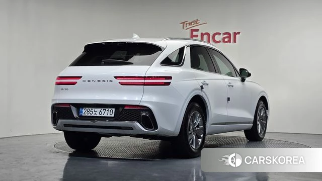 Genesis GV70 2024 Белый из Кореи