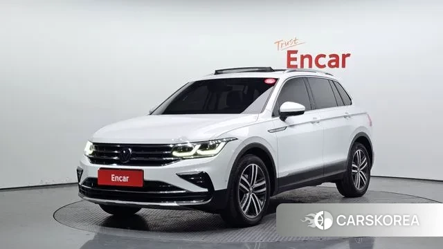 Volkswagen Tiguan second Generation 2022 Белый из Кореи