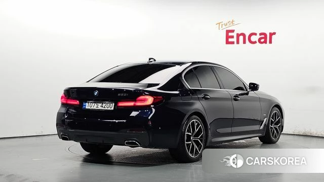 BMW 5 Series (G30) 2022 Синий из Кореи