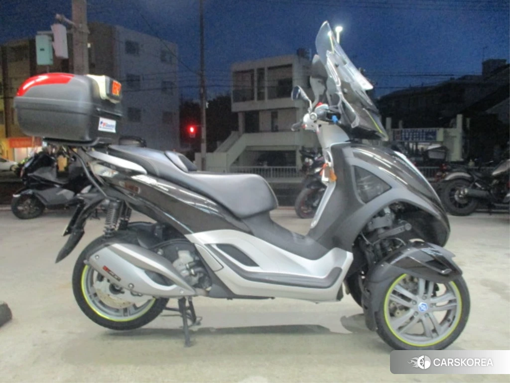 Проданный OTHER PIAGGIO MP3 YOURBAN300 2015 из Японии