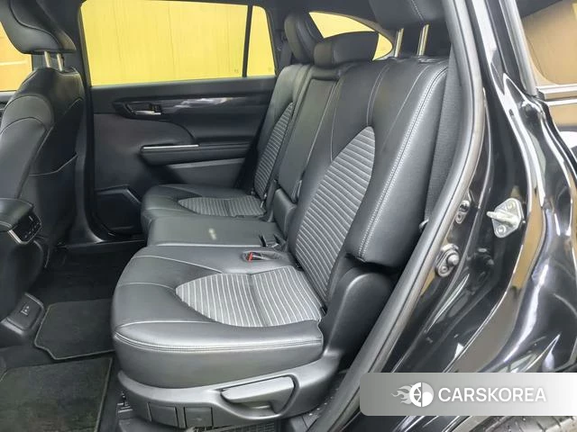 Toyota Crown Lufang 2021 Черный из Китая