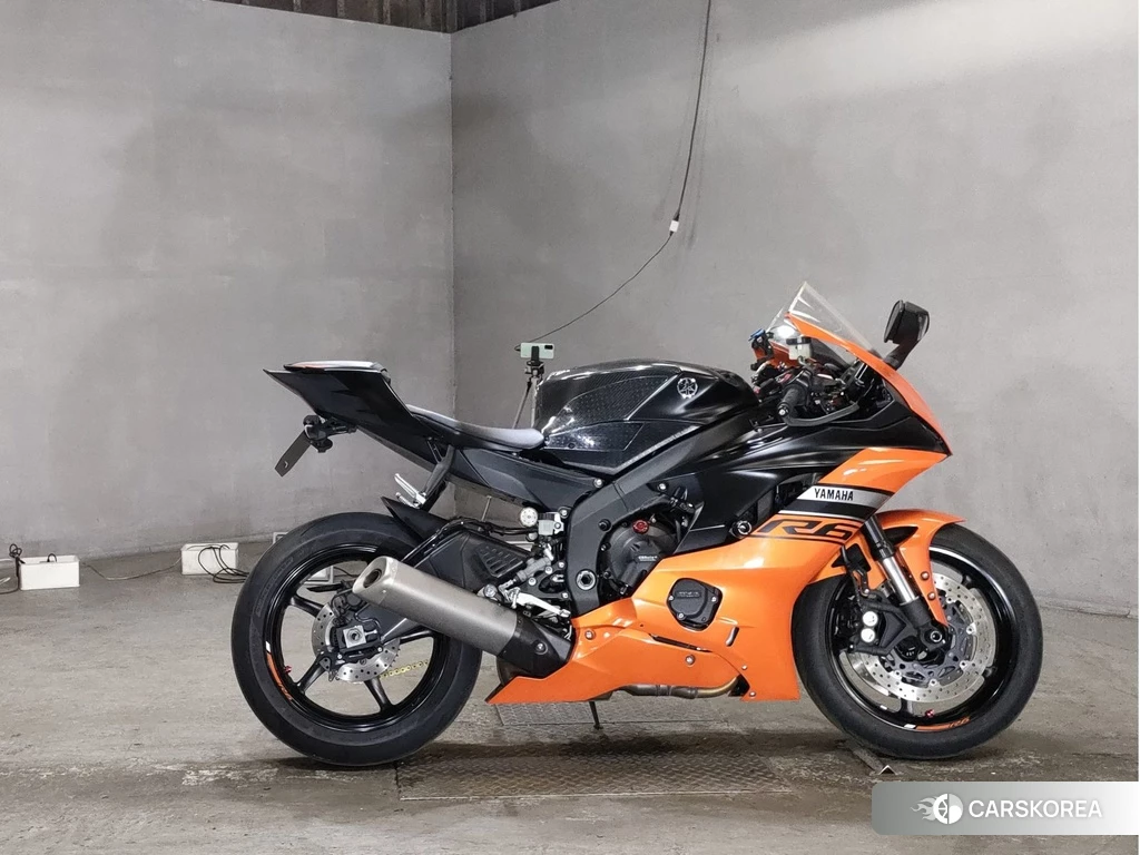 Проданный Yamaha YZF-R6 2020 из Японии