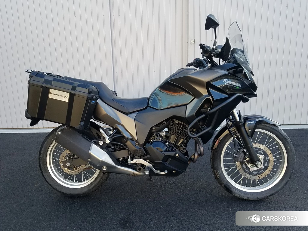 Проданный Kawasaki VERSYS-X 250 ABS 2017 из Японии