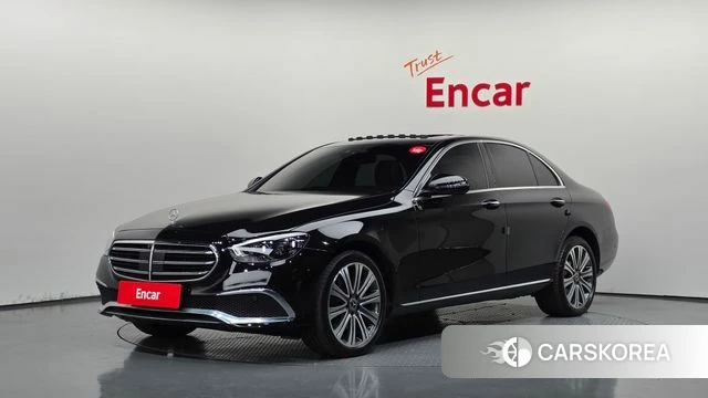 Mercedes-Benz E-Class W213 2023 Черный из Кореи