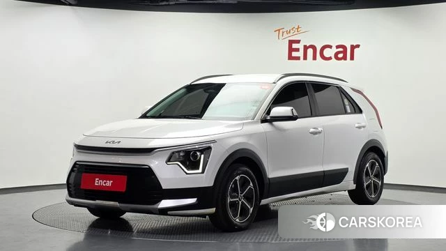 Kia Di Ol Nu Niro 2022 Белый из Кореи