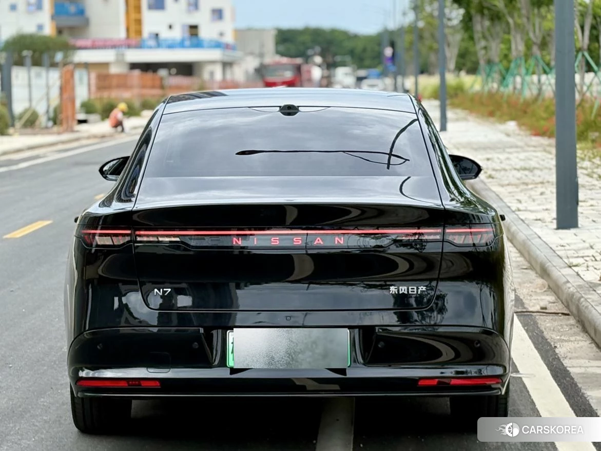 Nissan N7 2025 Черный из Китая