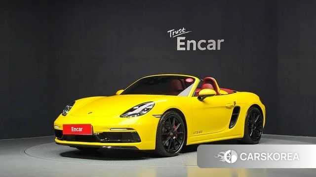 Porsche 718 Boxster 2025 Желтый из Кореи