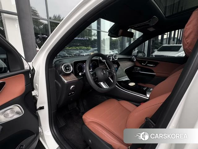 Mercedes-Benz GLC 2026 Белый из Китая