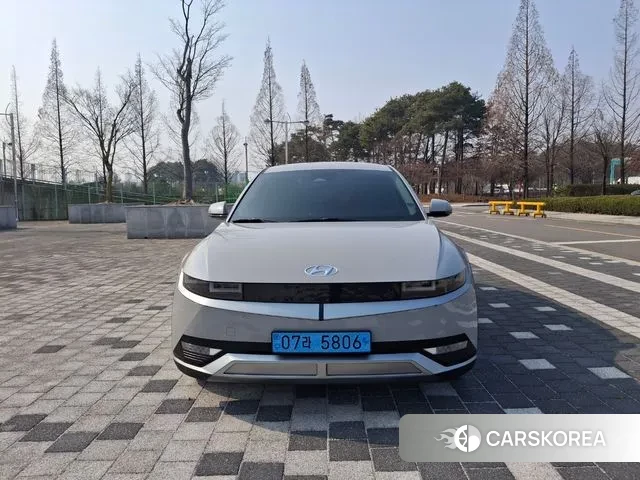 Hyundai Ionic 5 2023 Серый из Кореи