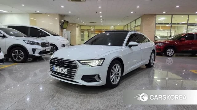 Audi A6 (C8) 2023 Белый из Кореи